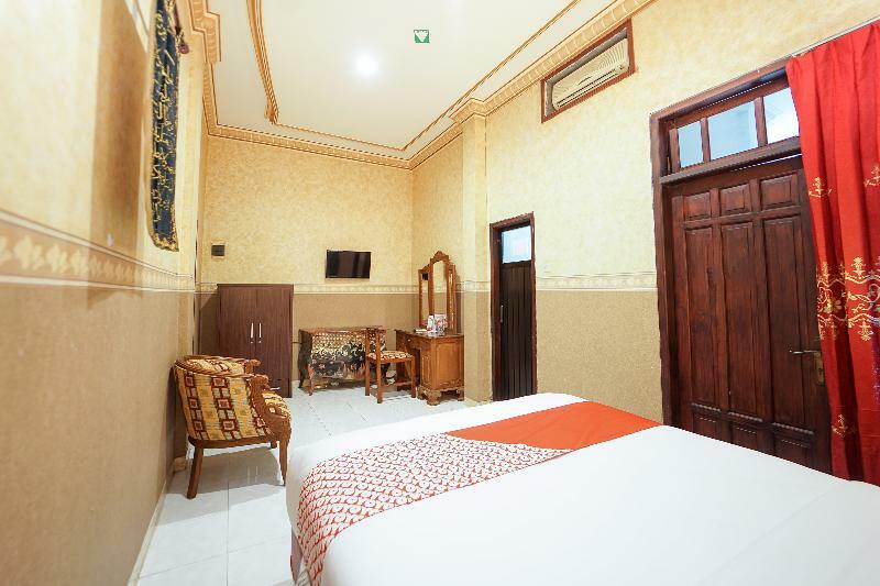 Oyo 231 Hotel Andita Syariah Surabaya Exterior photo