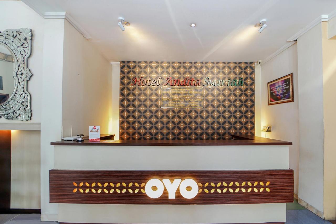Oyo 231 Hotel Andita Syariah Surabaya Exterior photo