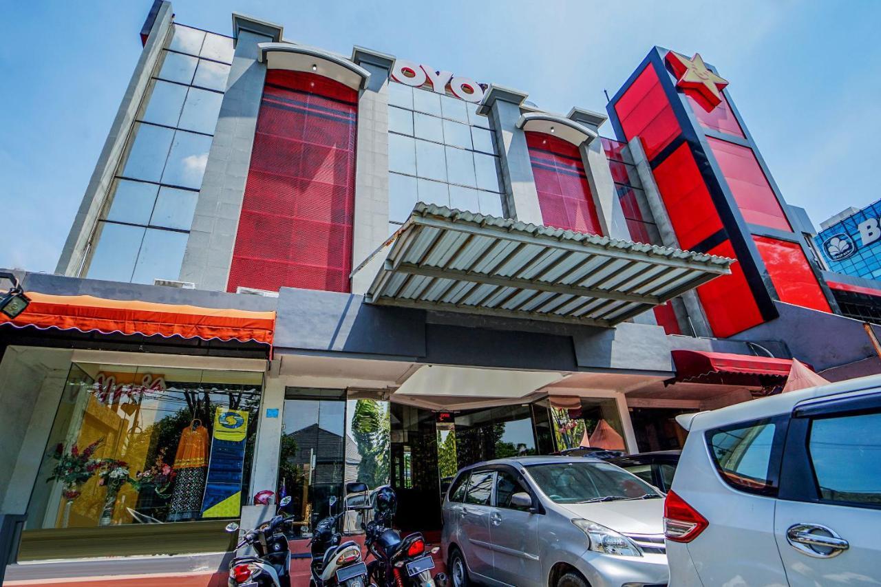 Oyo 231 Hotel Andita Syariah Surabaya Exterior photo