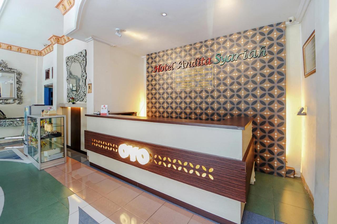Oyo 231 Hotel Andita Syariah Surabaya Exterior photo