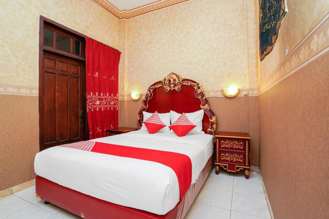 Oyo 231 Hotel Andita Syariah Surabaya Exterior photo